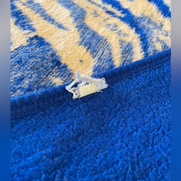 Biederlack | Vintage | Fleece Blanket | Big Blue Lion | Very Good Condition - Picture 3 of 3